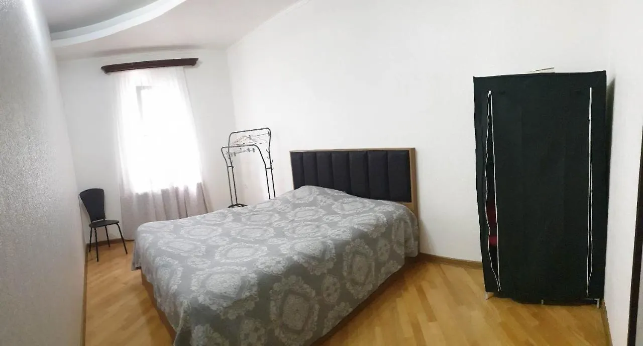 Apartment Nino'S Apartment-Isolated Floor For Rent Tbilisi